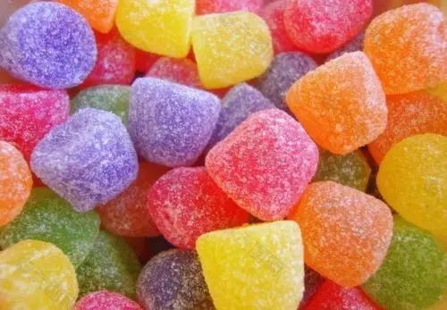 癌细胞爱“吃糖”吗？医生呼吁：这6物，建议少吃点