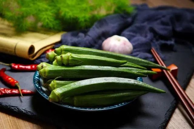 癌细胞爱“吃糖”吗？医生呼吁：这6物，建议少吃点