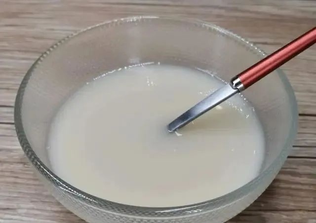 蒸馒头发面，只加酵母是不对的！面案师：牢记5诀窍，馒头白又香