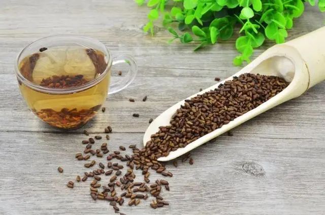 转氨酶高，不能吃西瓜？医生：喝4茶，吃2果，肝或“感激”你