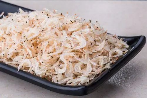 “高胆固醇”食物或被发现，鸡蛋上榜？医生：这几种还是少吃为好