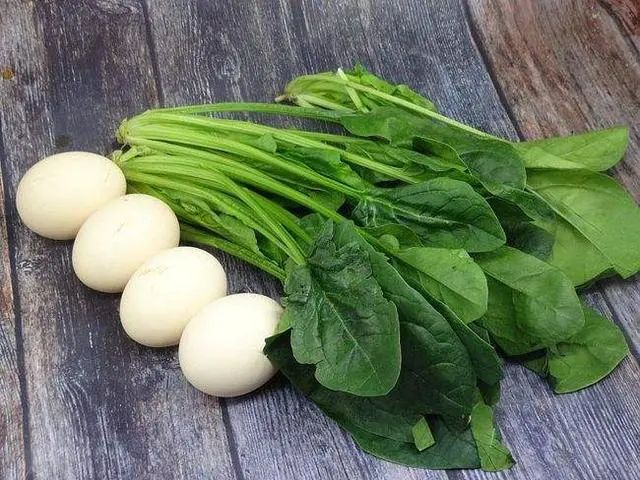 提示：这种蔬菜或会导致骨密度下降，中老年人应少吃
