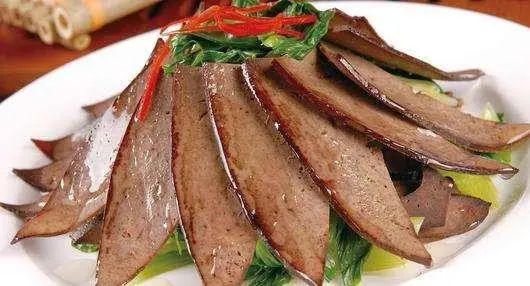 患高血压万万不能碰的蔬菜，或会使血压变高，要注意，早知早预防