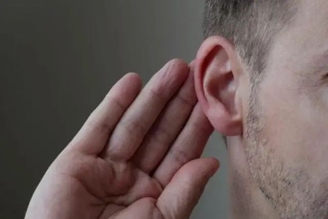 耳朵不同命不同？“穷人耳”“富人耳”有啥差别？你的耳朵是啥样