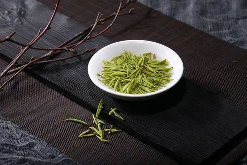 血压高，不能喝“绿茶”吗？医生呼吁：稳定血压，“3水”请少喝
