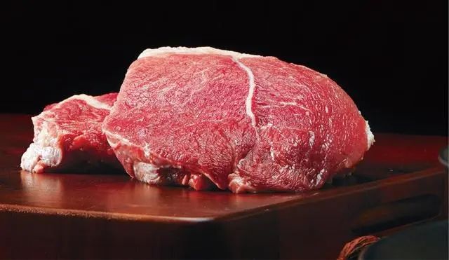 猪肉含有激素，吃多了有害健康？医生：猪的这6个部位，建议少吃