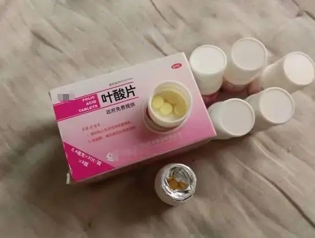 女性每天吃片“叶酸”，坚持半年时间后，身体会有哪些变化？