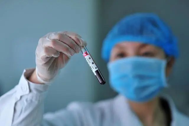 甘油三酯偏高就是高血脂了？提醒：若没超过这个数，或无需担心
