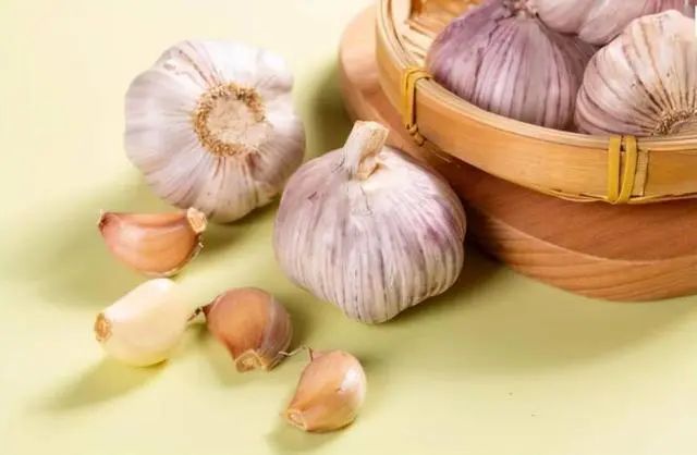 癌细胞或“讨厌”9种碱性食物，别不舍得吃，或能防癌，助力健康