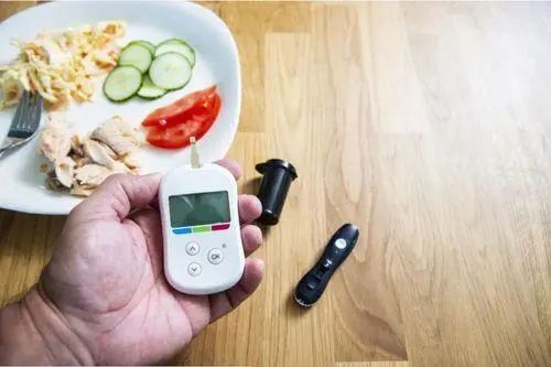 经常喝小米粥，到底是升高血糖还是降低血糖？早知道早安心