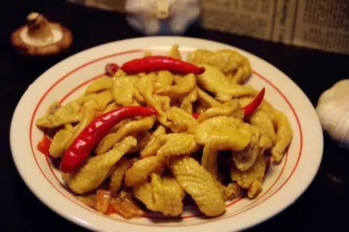 “甘油三酯大户”公布，医生：能不吃就不吃，别等血管堵塞才着急