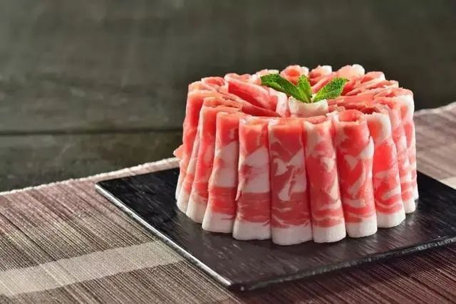 “甘油三酯大户”公布，医生：能不吃就不吃，别等血管堵塞才着急