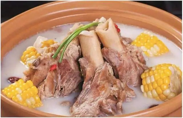 “高胆固醇”食物找到了？猪肉上榜，看完第一名，劝你趁早远离