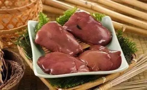 “高胆固醇”食物找到了？猪肉上榜，看完第一名，劝你趁早远离
