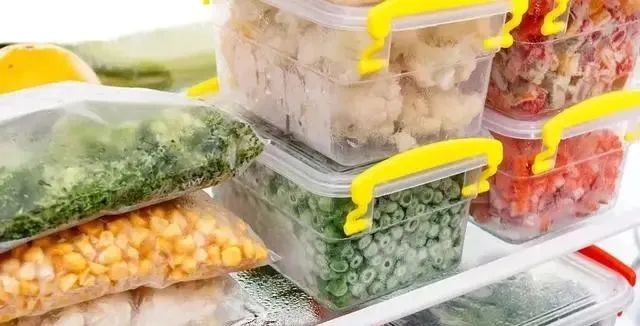 有了上海的前车之鉴，青岛小伙总结出囤货9大类，从容应对危机
