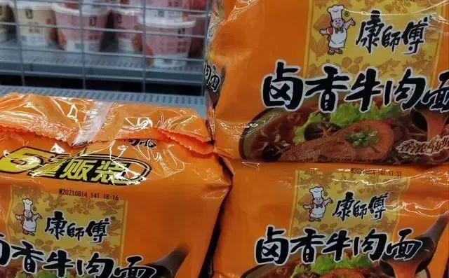 上海小伙建议囤的6类物资，分别指啥？过来人的经验总结，要重视