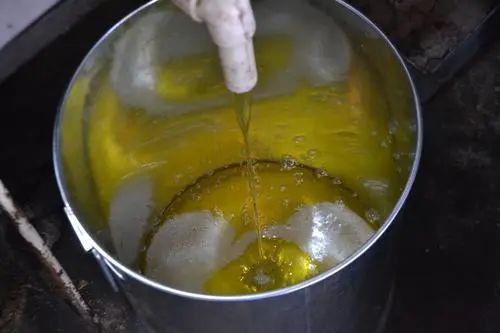 越来越多人得癌症，和蚝油有关？医生：这三种调味品，请嘴下留情