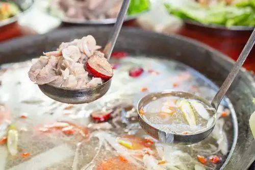 常吃羊肉对身体不好？医生提醒：这3种肉，忍住不吃才有益