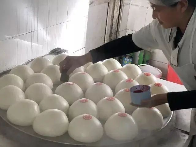 喜欢吃馒头的人或需注意，4种馒头或对健康有害
