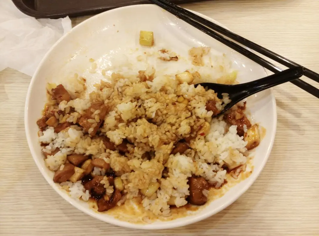 “小米粥”不能当早餐？医生：不只小米粥，5类早餐，及早撤下桌