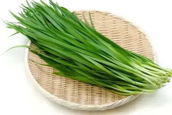 甲状腺结节患者不能吃“韭菜”？医生：4种食物，也要嘴下留情