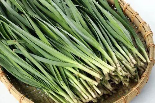 甲状腺结节患者不能吃“韭菜”？医生：4种食物，也要嘴下留情