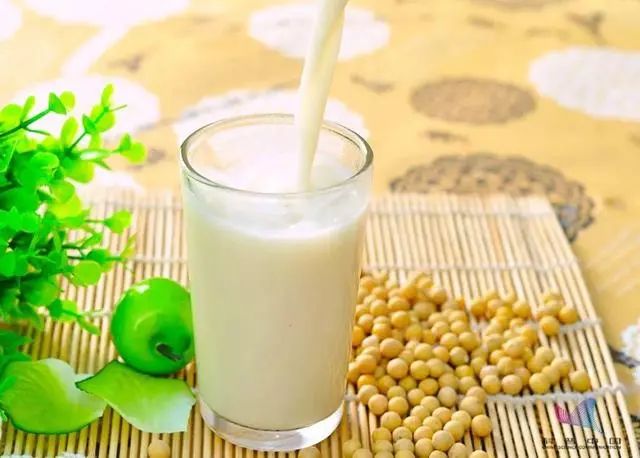 吃完鸡蛋，尽量不要吃以下几种食物，看自己吃对了吗？