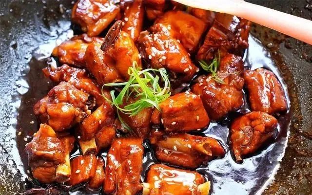 上海最出名的6大本帮菜，浓油赤酱，色浓味厚，北方人吃过都说好