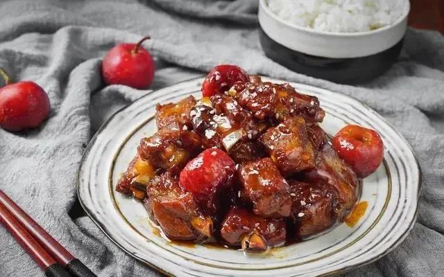 上海最出名的6大本帮菜，浓油赤酱，色浓味厚，北方人吃过都说好