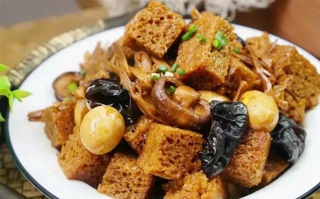 上海最出名的6大本帮菜，浓油赤酱，色浓味厚，北方人吃过都说好