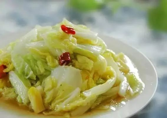 特殊时期，5种菜好吃不贵，多少囤一点营养耐保存，不出门最安全