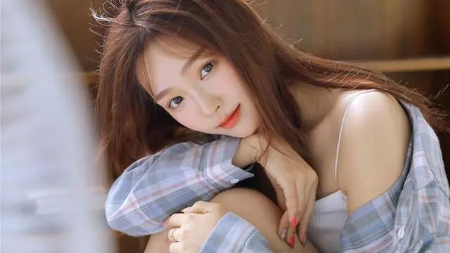 一女子坚持白天不穿“内衣”，2年后，身体发生了哪些变化？