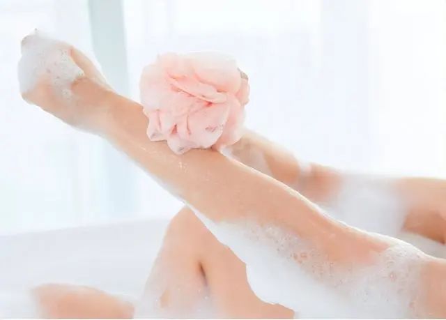 子宫“不欢迎”六种水果，女性尽量少吃，子宫疾病应该如何预防？