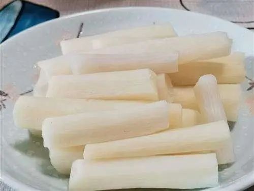 胃病不能吃“馒头”？医生建议：想要养胃，尽量避开这4物