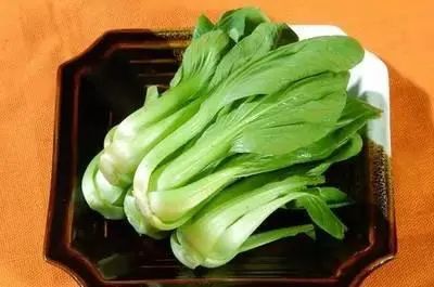甲状腺的“黄金伴侣”，香菇未上榜，榜首坚持吃，结节慢慢消散
