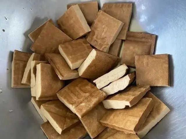 曝光了“土坑”酸菜，真正的垃圾食品是这8种？建议要早早拉黑