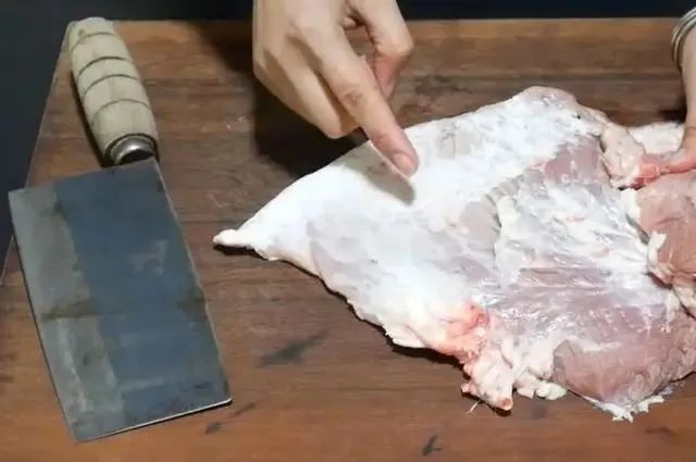 买猪肉，聪明人遇到这“4种”转身就走，卖肉的：从不让家人吃