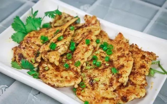 建议中老年人：少吃猪肉多吃它，高蛋白低脂肪，常吃手脚更有力