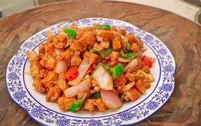 建议中老年人：少吃猪肉多吃它，高蛋白低脂肪，常吃手脚更有力