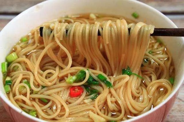 冰箱里的这些食物，或许是白血病的主要来源，平时尽量少吃