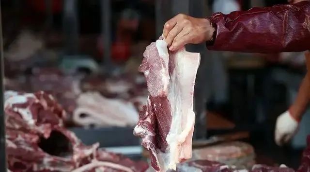猪身上“最精华”的5块肉，曾经穷人不稀吃，网友：今有钱难买到