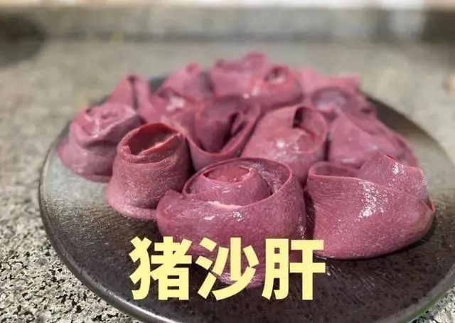 猪身上“最精华”的5块肉，曾经穷人不稀吃，网友：今有钱难买到