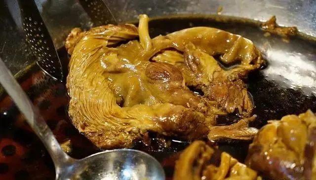 猪身上“最精华”的5块肉，曾经穷人不稀吃，网友：今有钱难买到