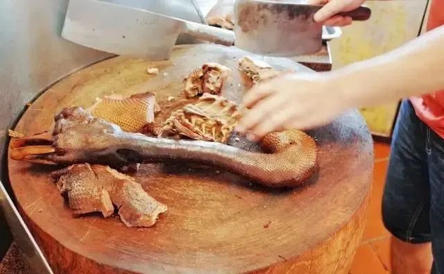 广东人喝酒必上的4个“硬菜”，道道经典好吃，北方人尝过都说好