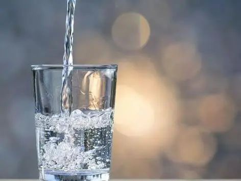 癌症人群逐年增多？提醒：4种“自带毒素”的蔬菜，最好不要吃