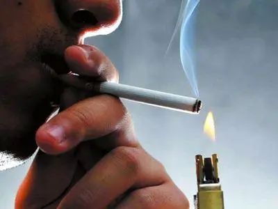 经常吸烟的人，若戒不了烟，吸烟前记住4句话，肺也能少受伤害