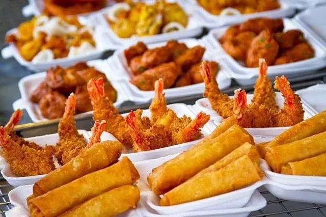 高尿酸不能吃“醋”？医生：尿酸偏高的人，三种食物建议少吃