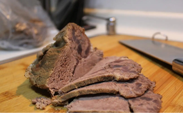“注胶肉”已泛滥？温馨提示：大都存在4种肉中，转告家人少购买