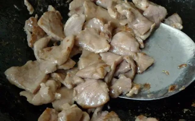 炒瘦肉，无论肉片还是肉丝，牢记3点，保证滑嫩可口，比豆腐还软