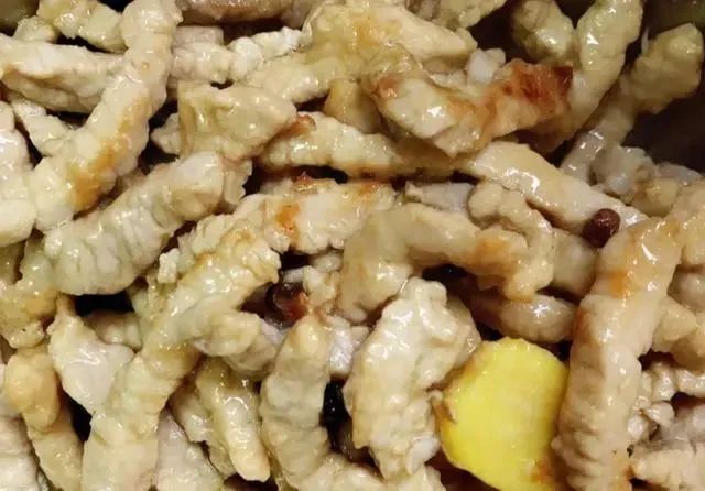 炒瘦肉，无论肉片还是肉丝，牢记3点，保证滑嫩可口，比豆腐还软